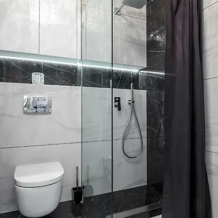 Crystal Luxury Rakowicka 22h *