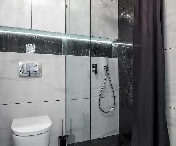 Crystal Luxury Rakowicka 22h *